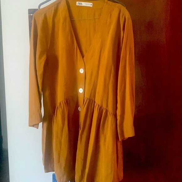 Zara Tops - Zara brand new medium size top.